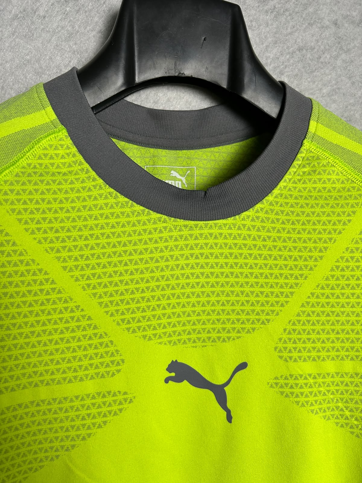 Puma Compression Round Neck Neon Green - Large