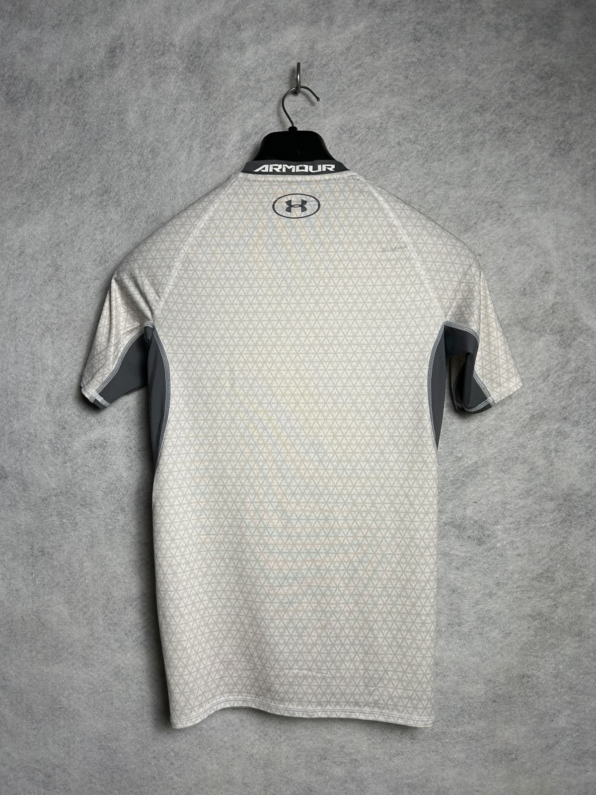 Under Armour Compression Round Neck Heat Gear White - Large
