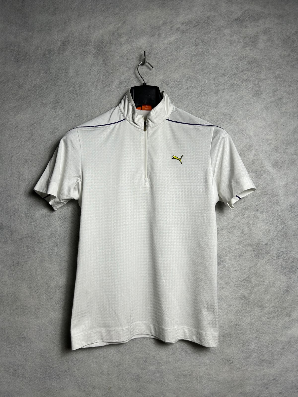 Puma White Golden Logo QTR Zip - Medium