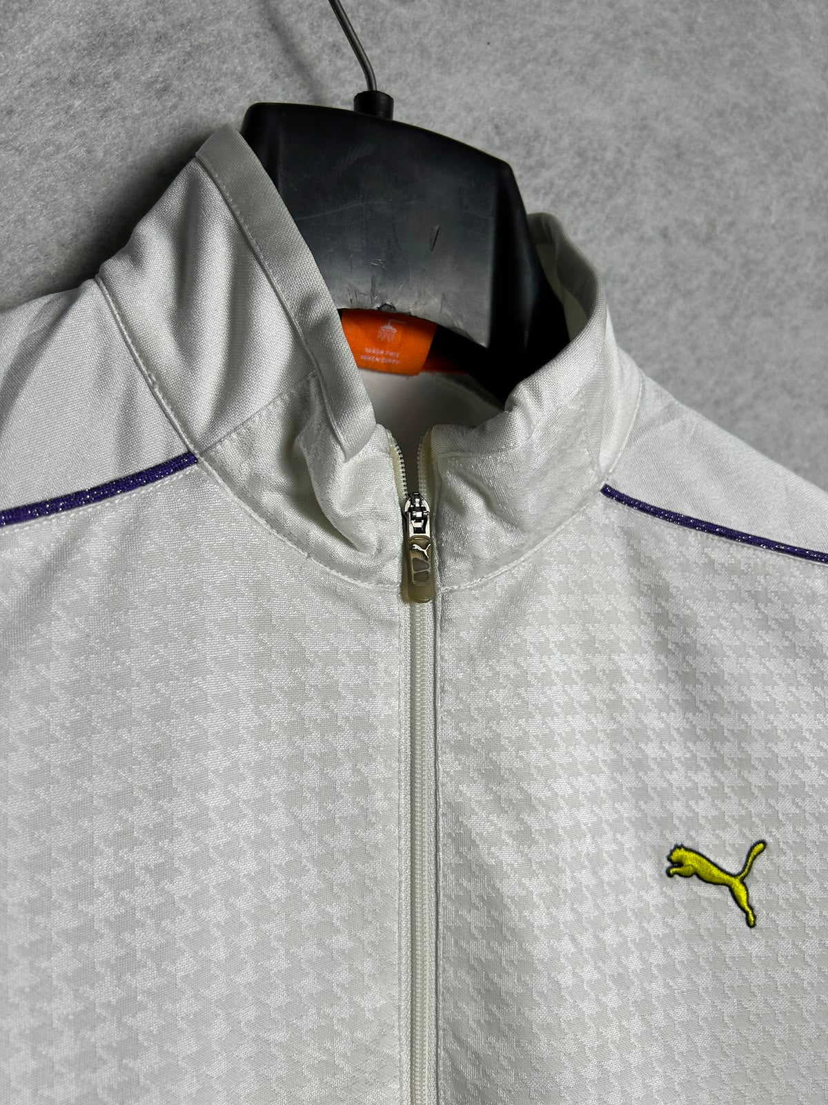 Puma White Golden Logo QTR Zip - Medium
