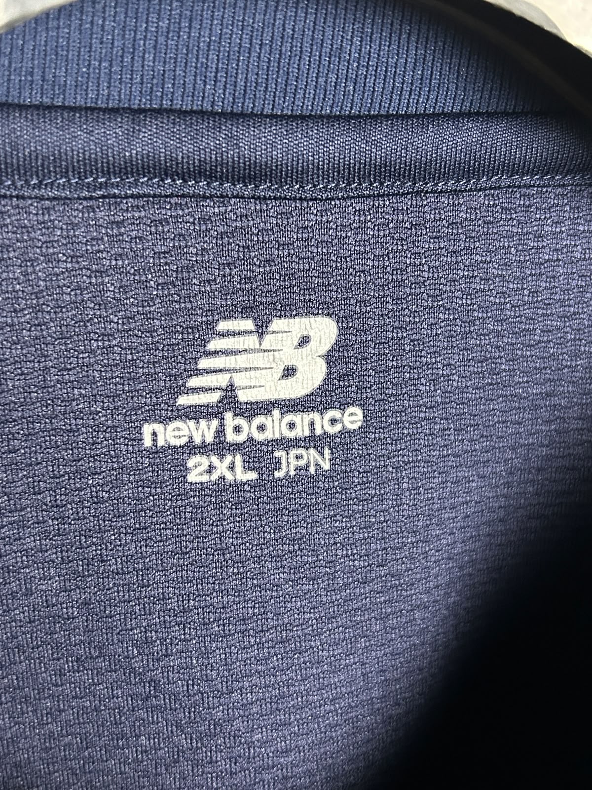 New Balance INk Blue V Neck - XXL