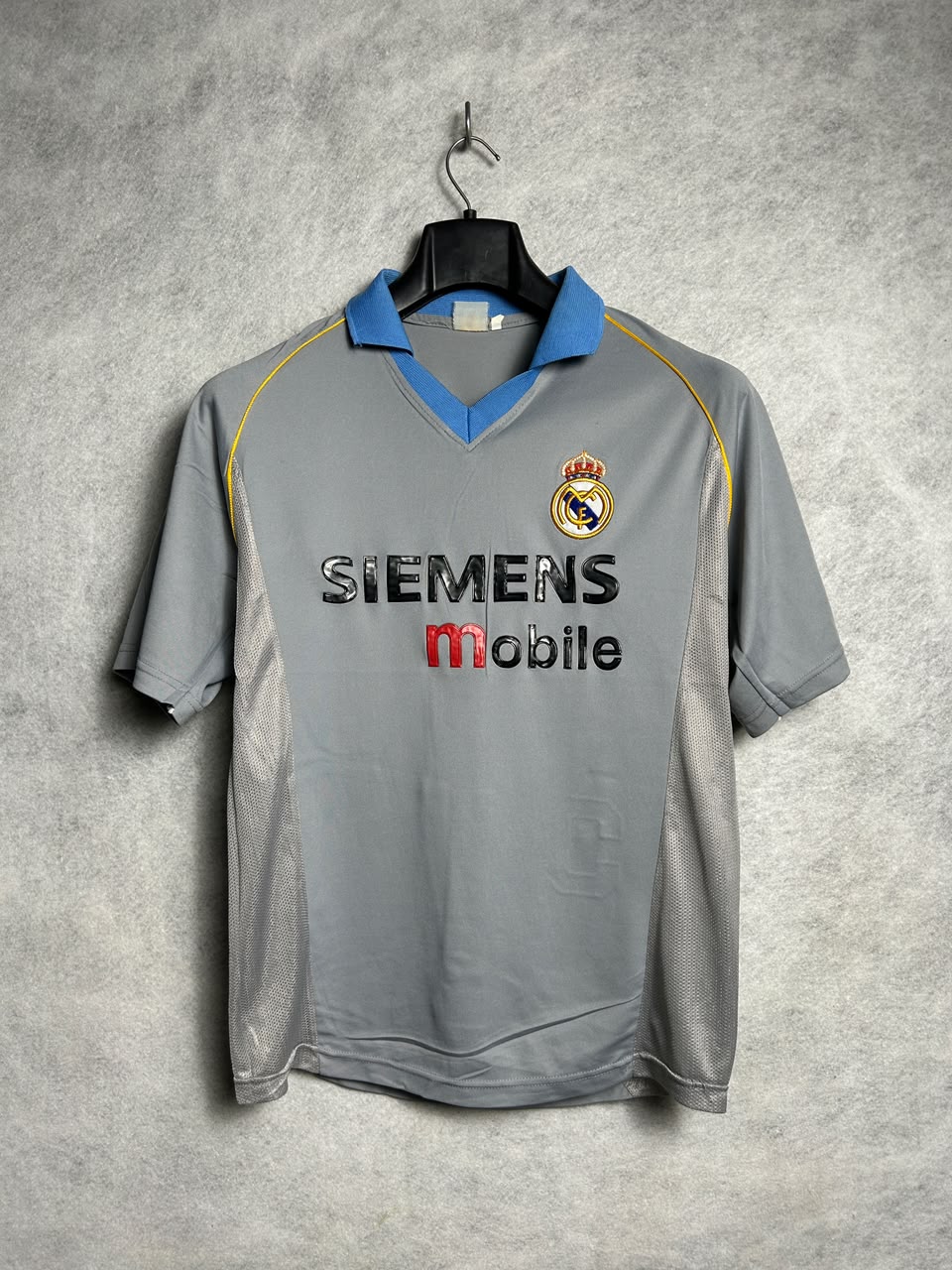 Siemens Mobile FC Logo V Neck - Small