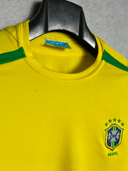 B. Soccer Sports Yellow Round Neck - XL
