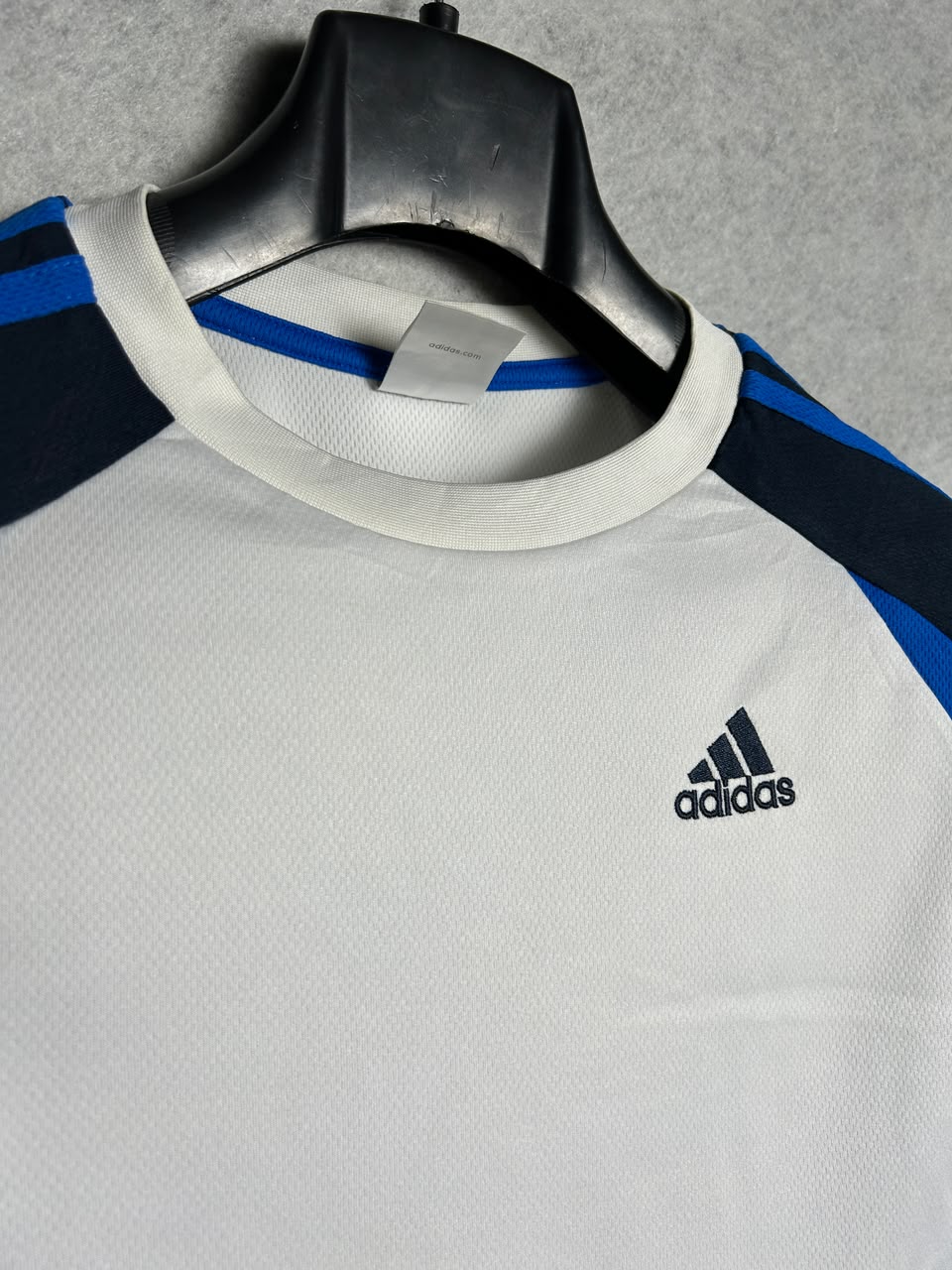 Adidas Round Neck White - Large