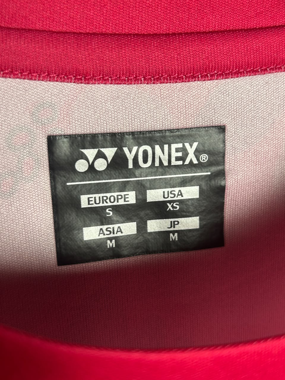 Yonex Red & Pink Round Neck - Medium