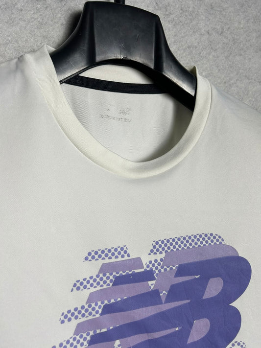 New Balance White Big Logo Round Neck - Medium