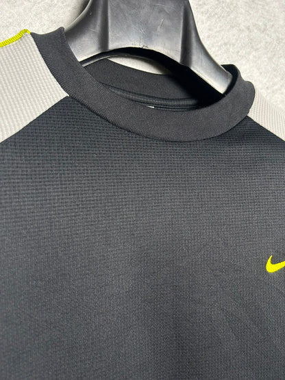 Nike Dri Fit Black Round Neck - Large