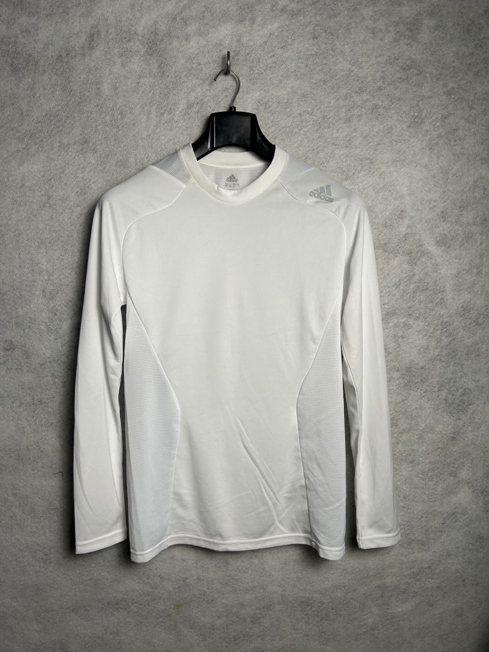 Adidas ClimaCool White Round Neck - Large