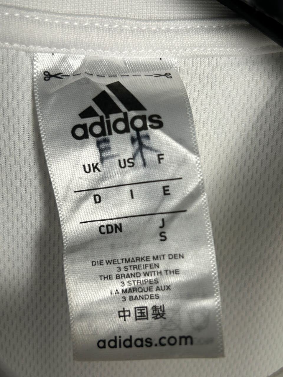 Adidas White Round Neck - Small