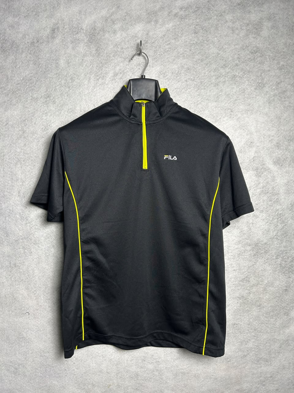 Fila Black QTR Zip Upper - Large