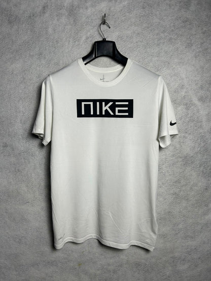 The Nike Tee White Round Neck - Large
