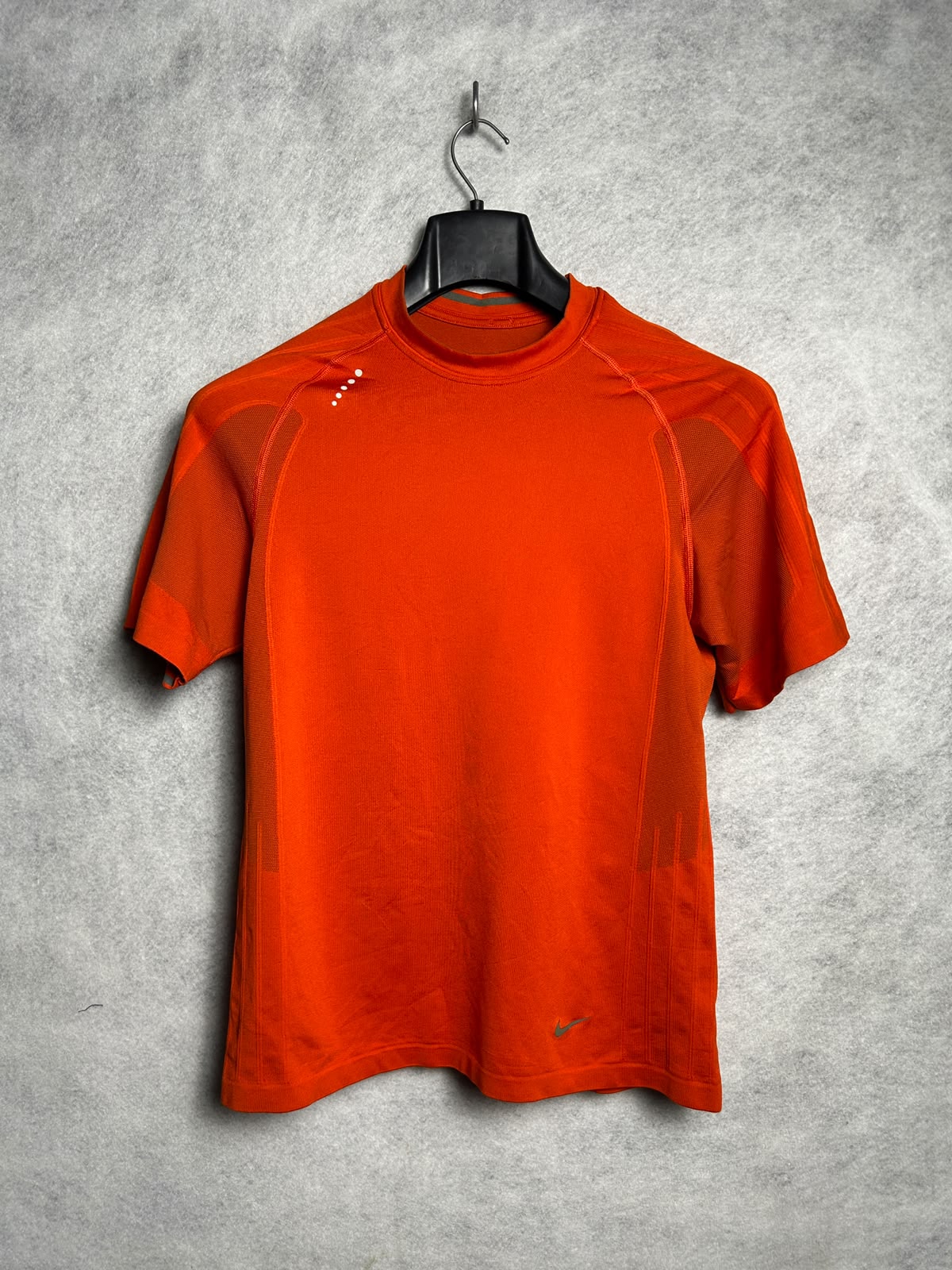 Nike Fit Dry Red Round Neck - Large