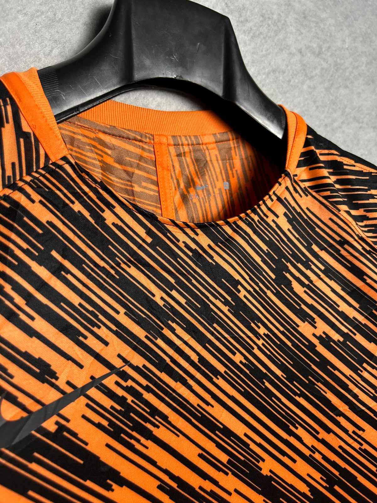 Nike Orange Round Neck - Small