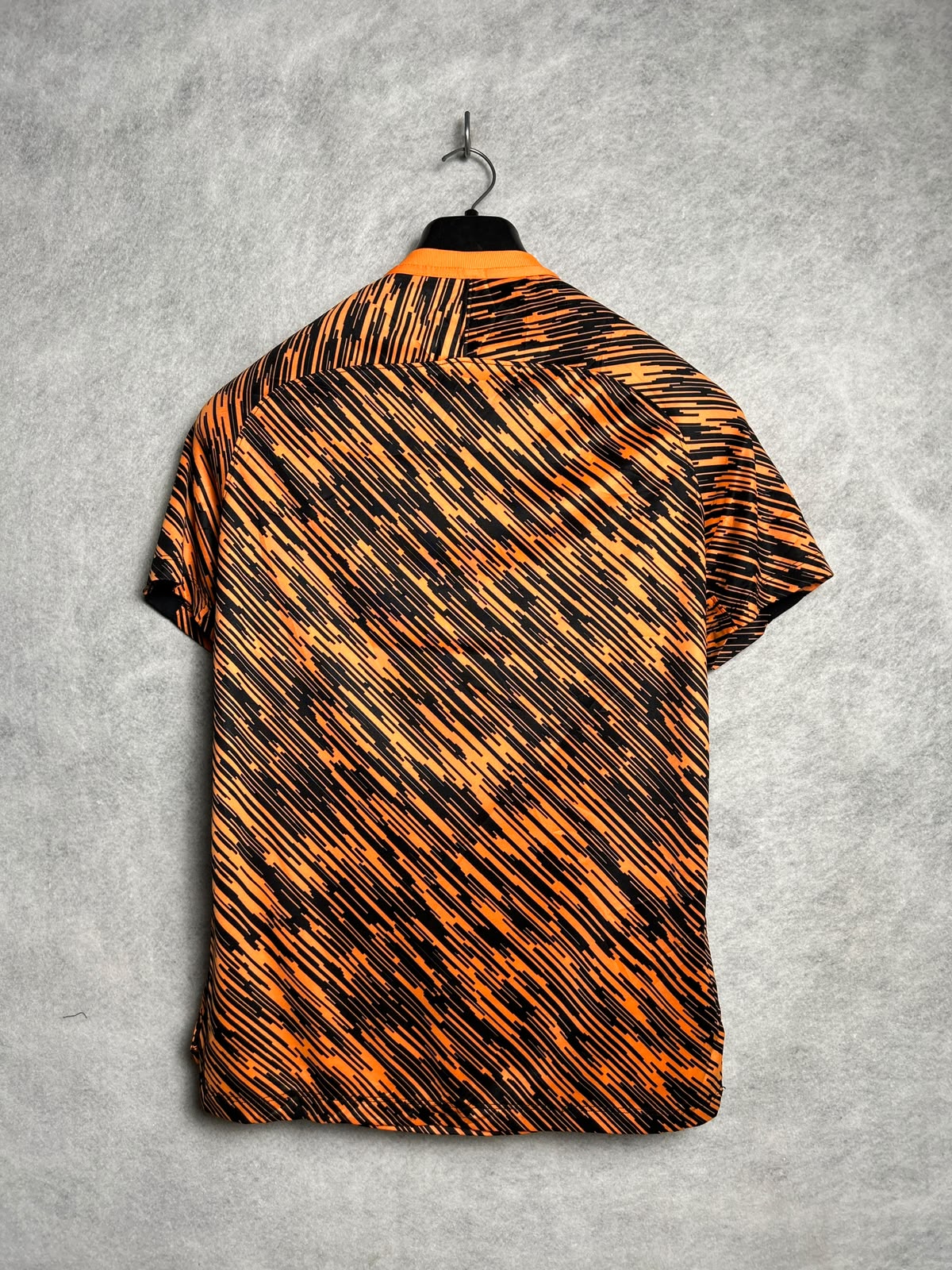 Nike Orange Round Neck - Small
