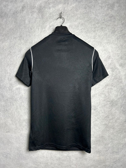 Nike Black Round Neck - Small