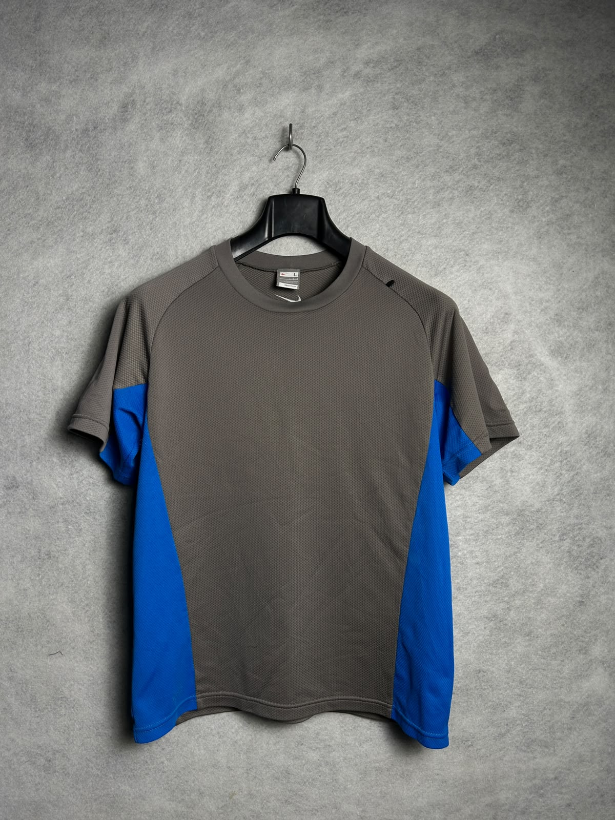Nike Fit Dry Round Neck - Large