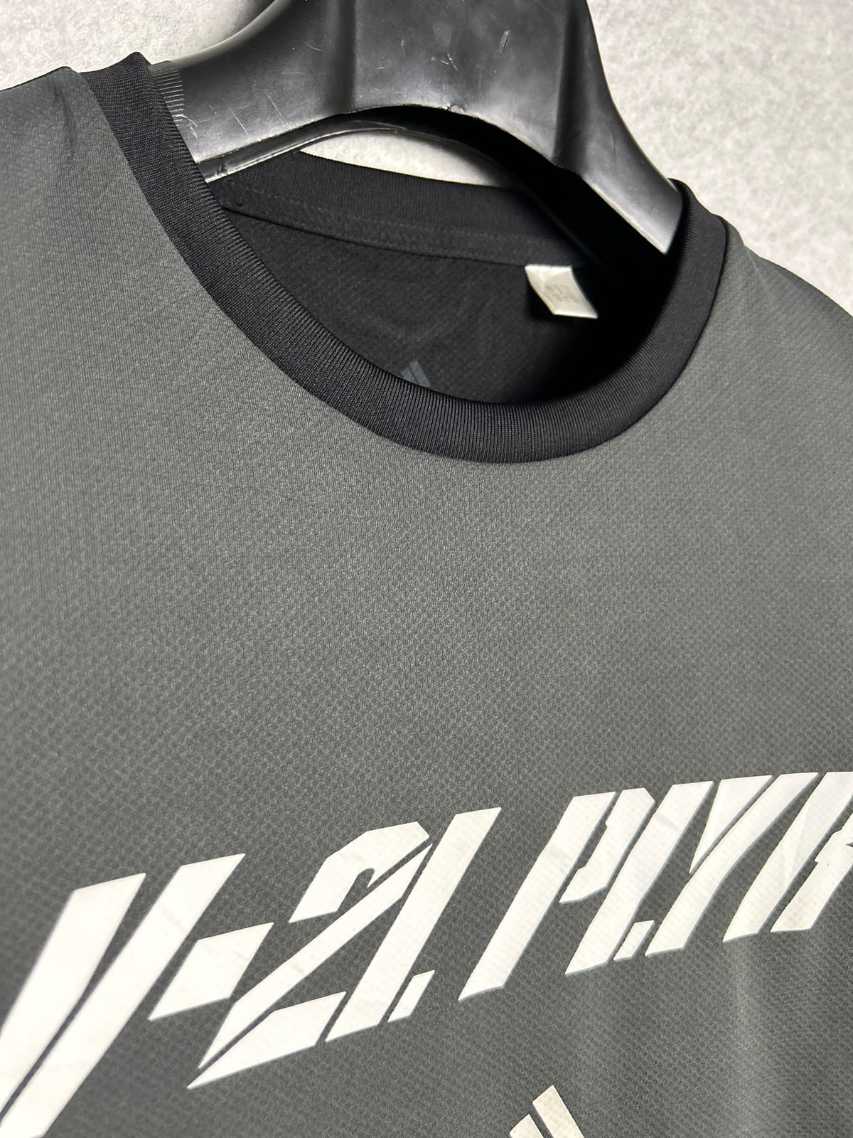 Adidas Gray Round Neck - Large