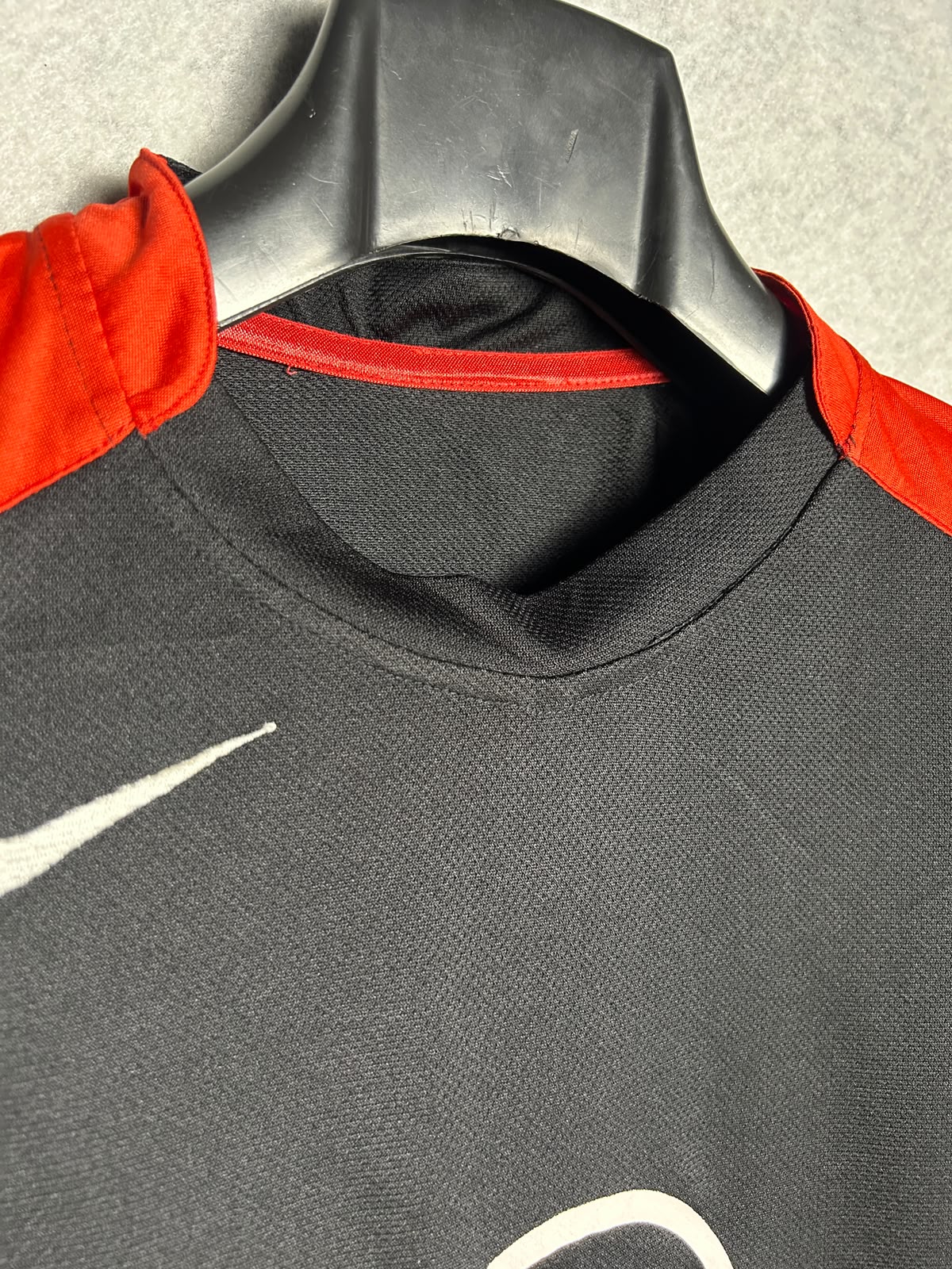 Nike Black Round Neck - Large