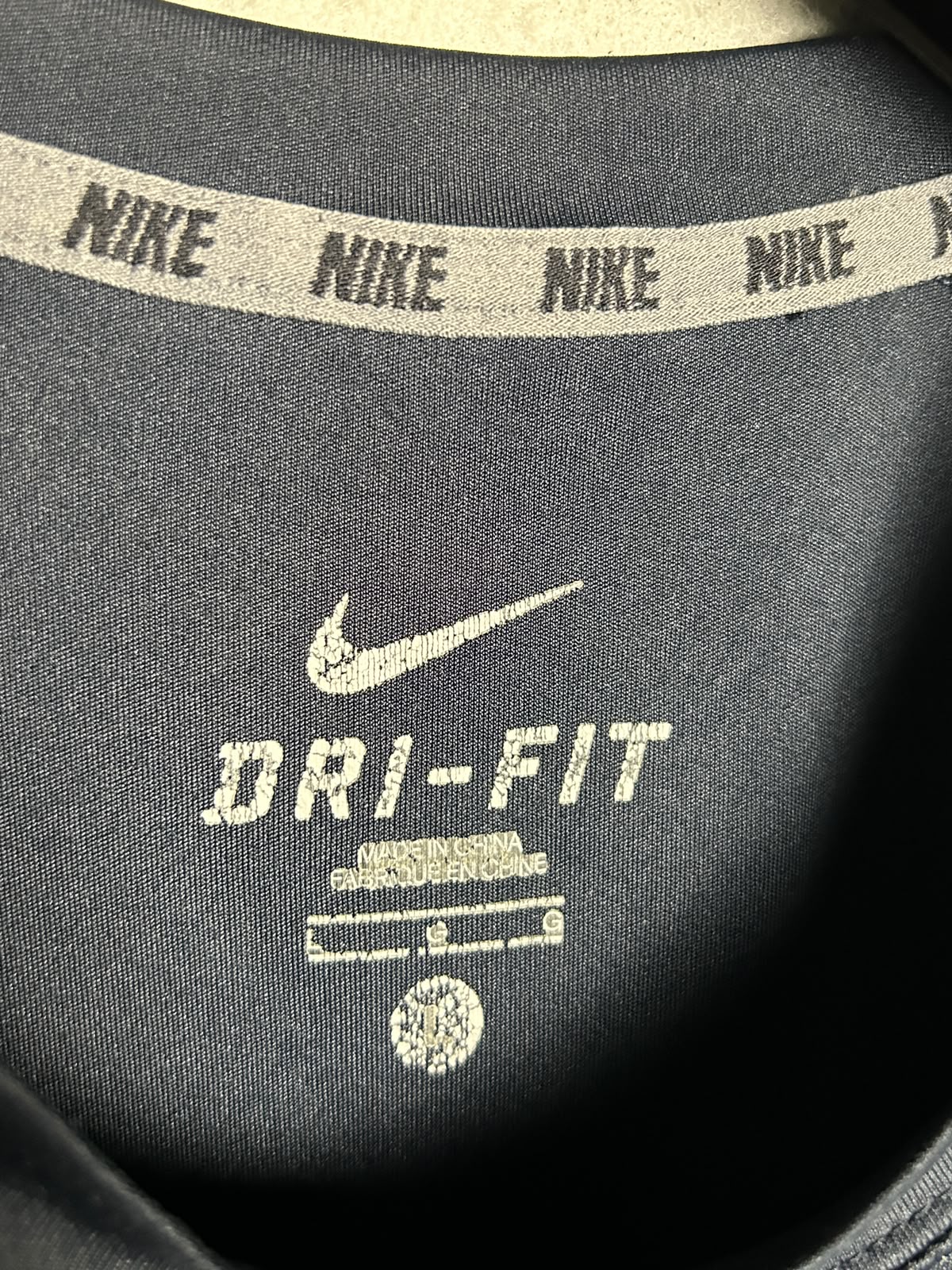 Nike Blue Sando Round Neck - Large