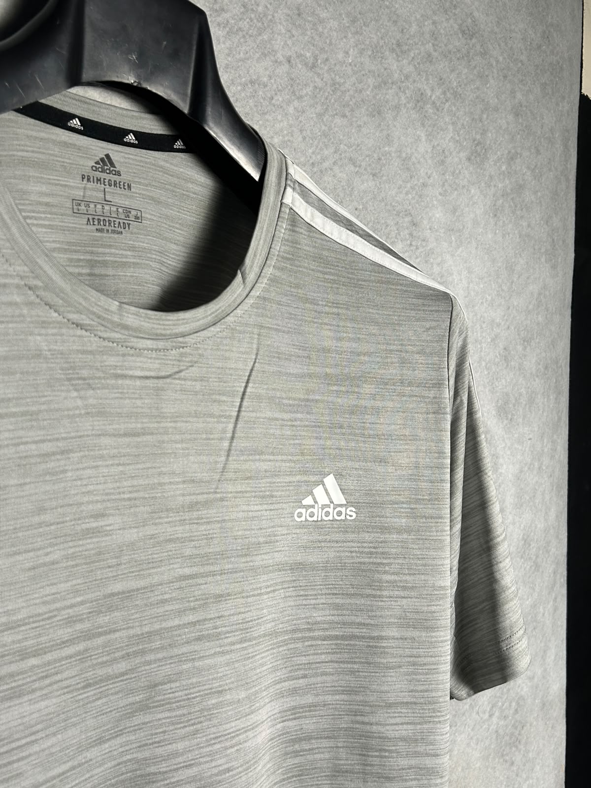 Adidas Light Gray Round Neck - Large