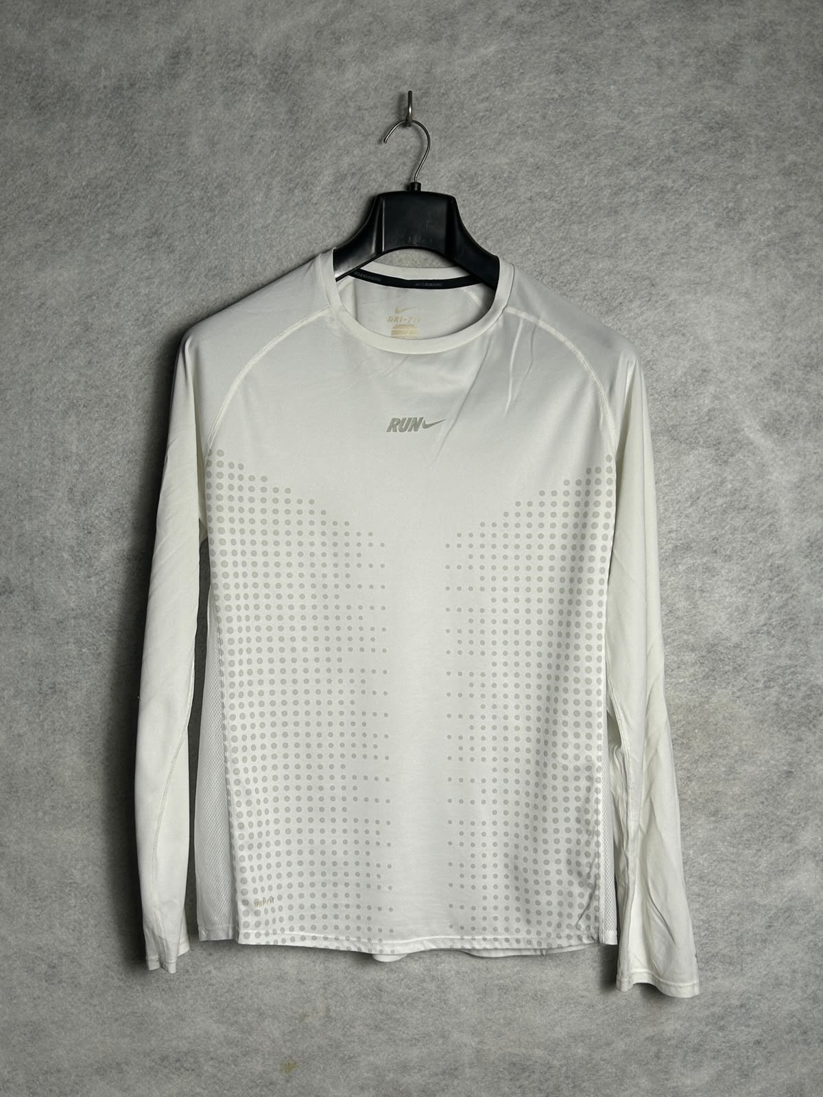 Nike Run White Round Neck - Large