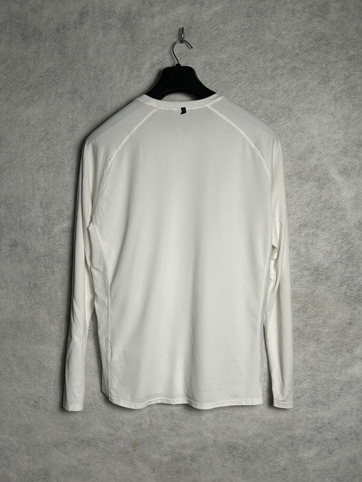 Nike Run White Round Neck - Large