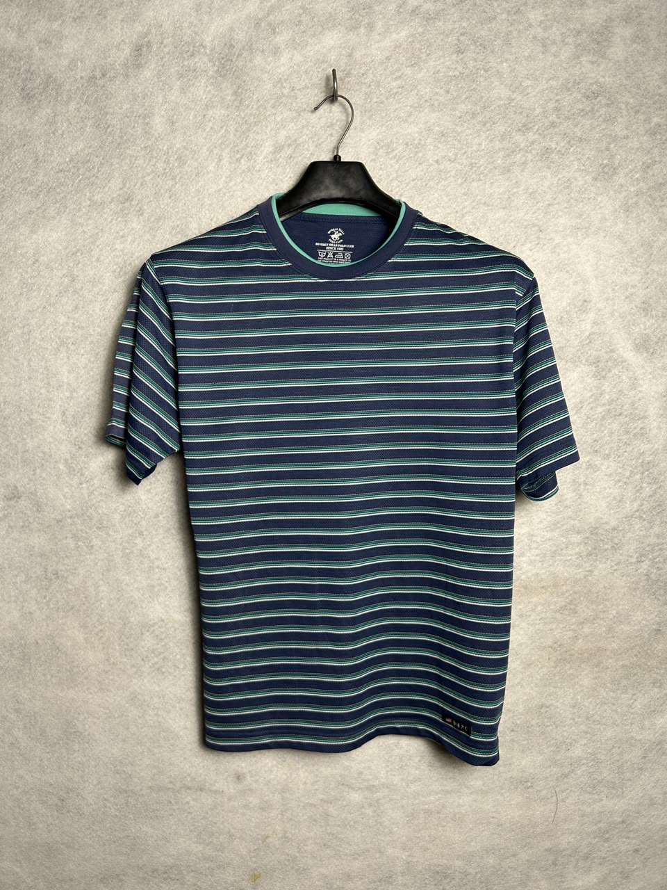 Bevery Hills Polo Club Round Neck - Large