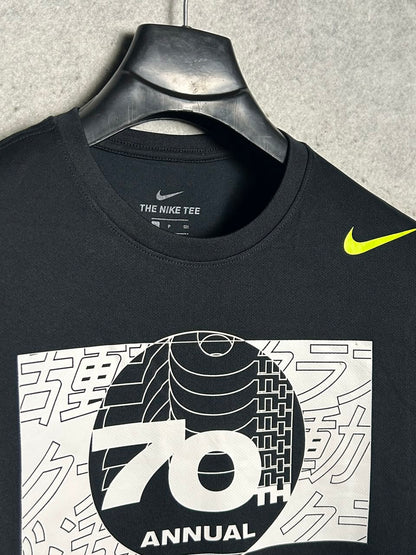The Nike Tee Dri Fit Black Round Neck - Small