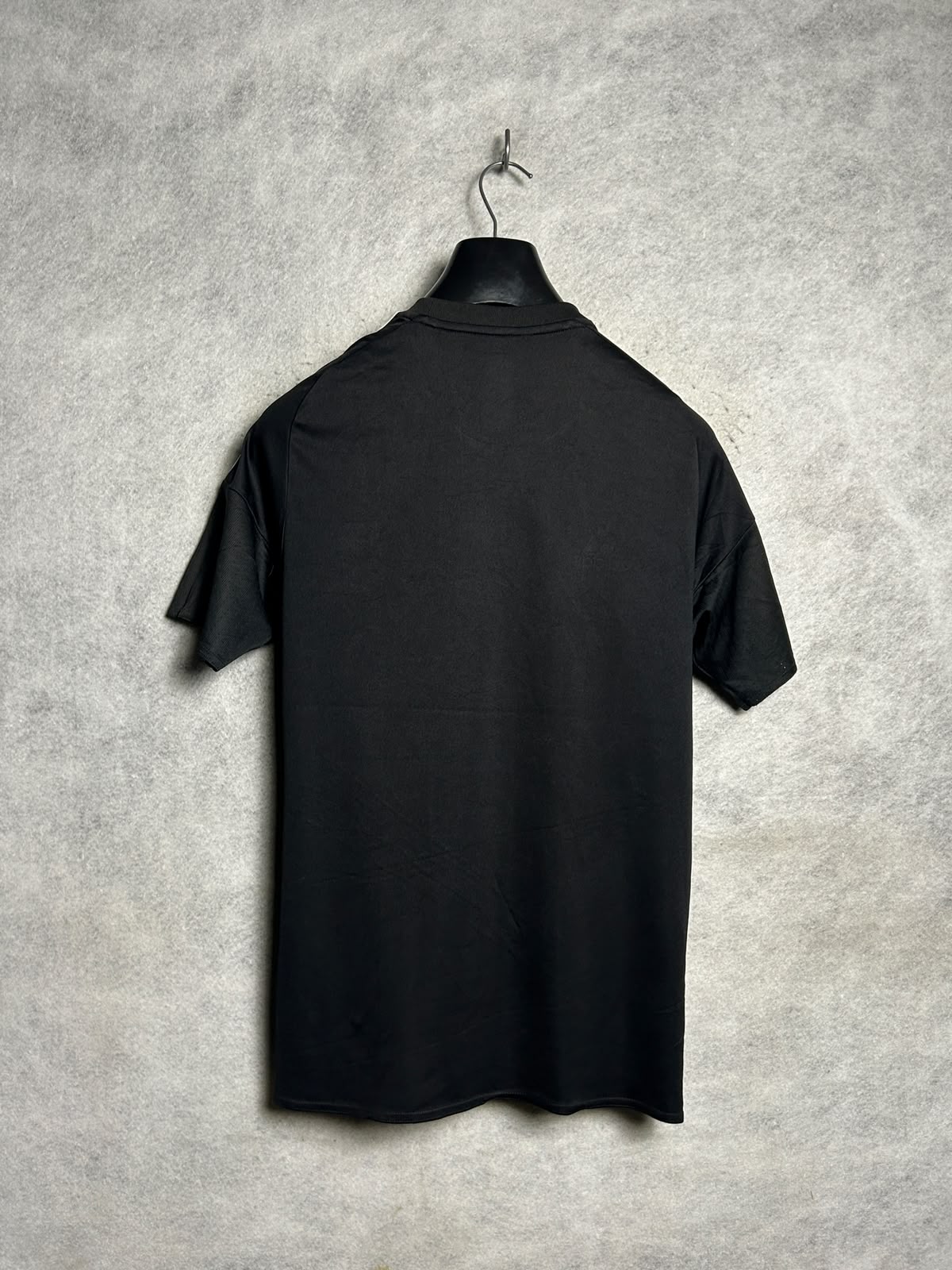 Adidas Black Round Neck - Medium