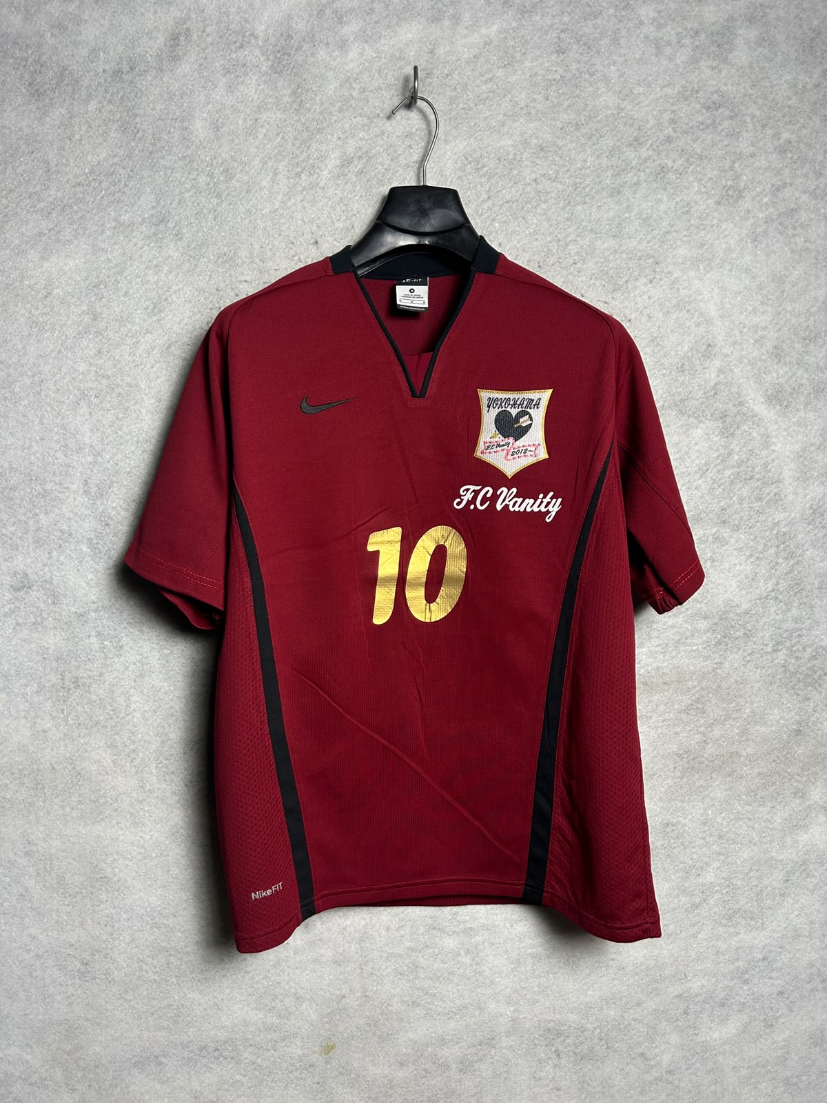 Nike Dri Fit V Neck Red - Medium