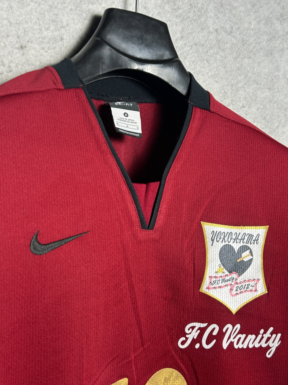 Nike Dri Fit V Neck Red - Medium