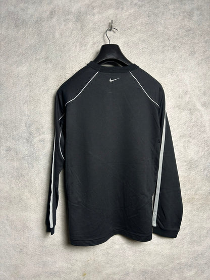 Nike Black Full Sleeves Round Neck - Medium