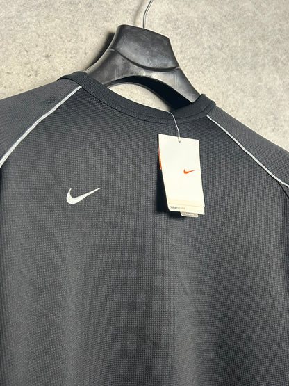 Nike Black Full Sleeves Round Neck - Medium