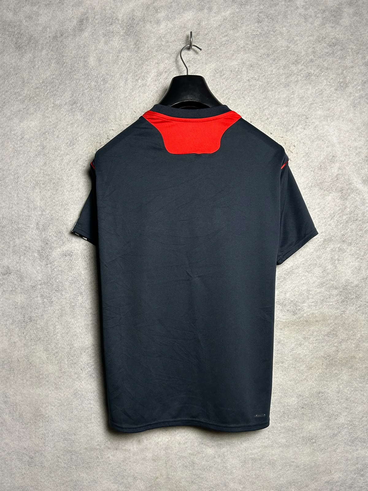 Adidas Black And White Round Neck - Medium
