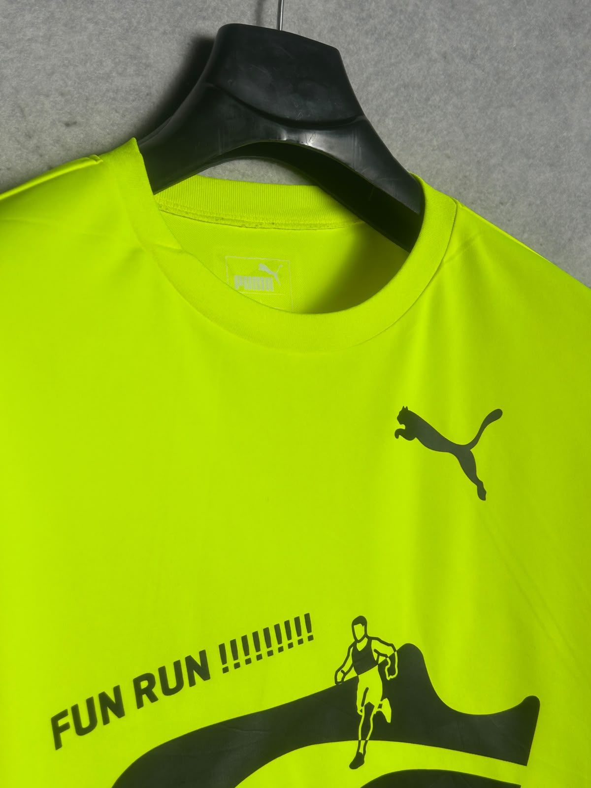 Puma Round Neck Neon - Large