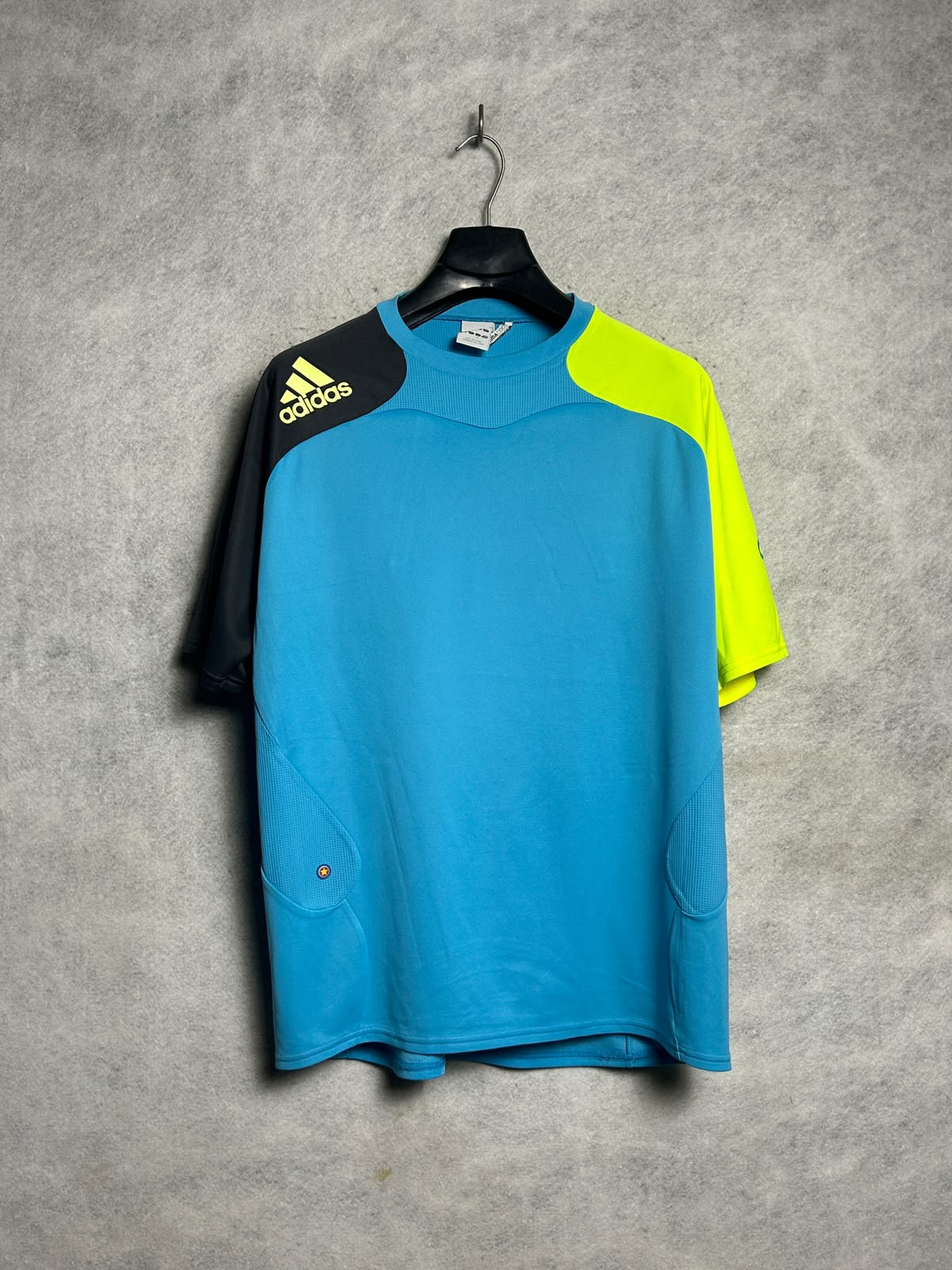 Adidas Blue Round Neck - XO