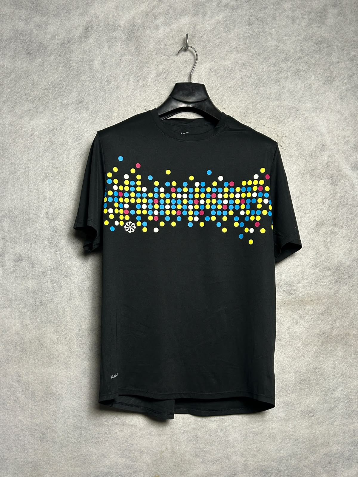 Nike Dri Fit Black Round Neck - Large