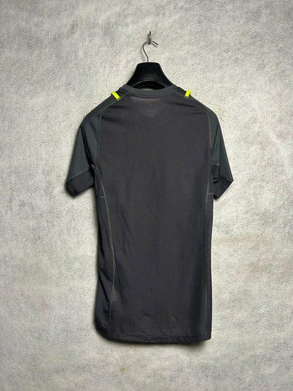 Nike Dri Fit Black Round Neck - Medium