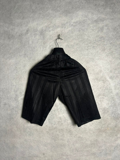 Champion Black - Large