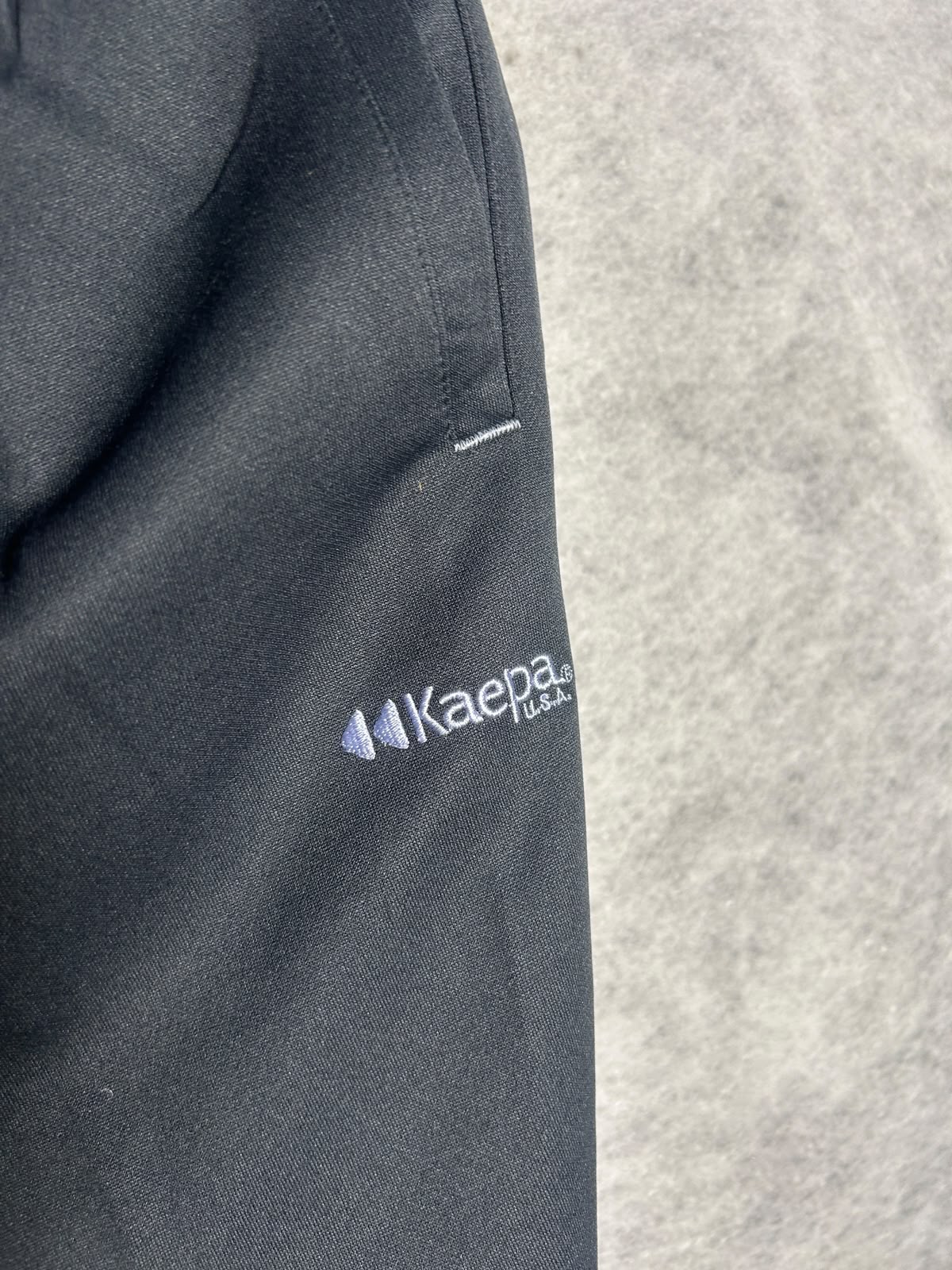 Kaepa Black 3QTR - Medium