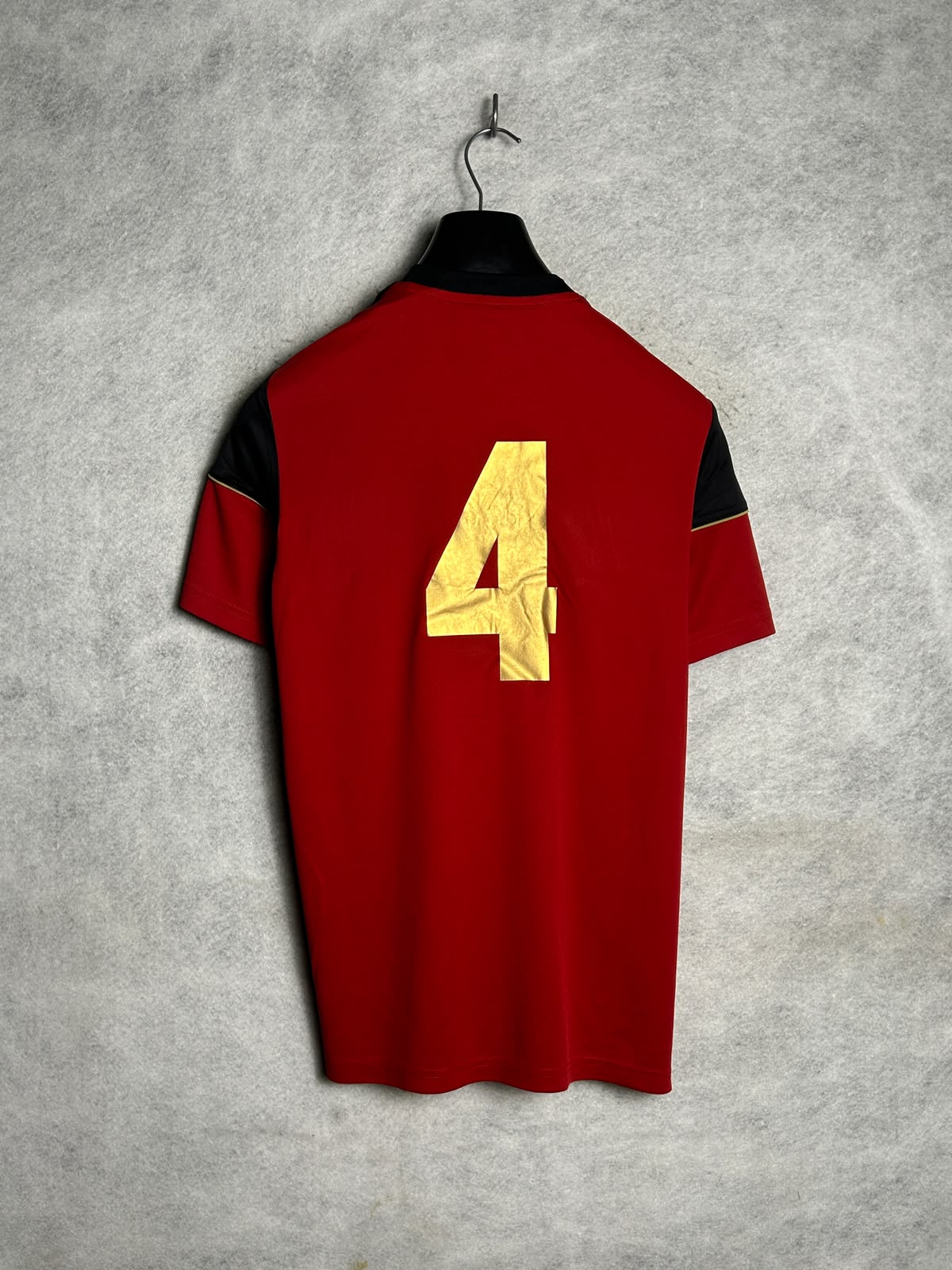 Adidas Aeoready Red Round Neck - Small