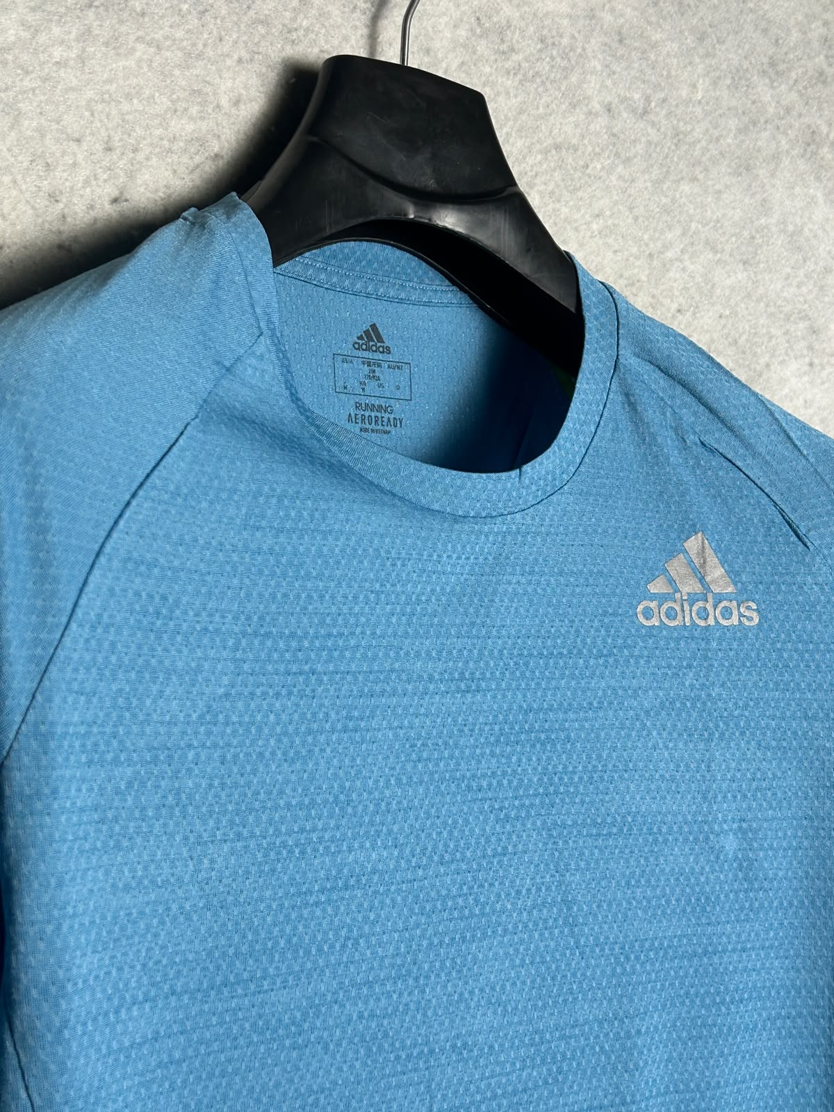 Adidas Aeroready Blue Round Neck - Medium