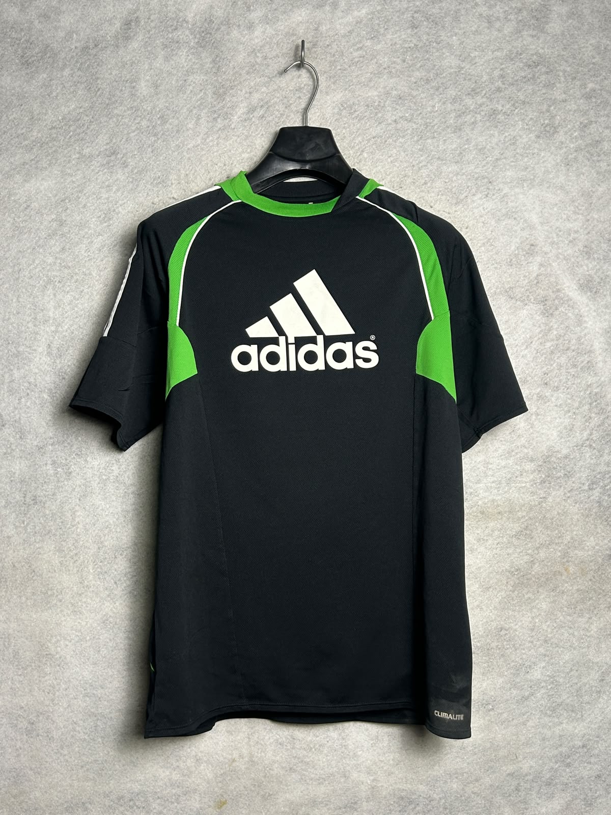 Adidas Big Logo Black Round Neck - Large