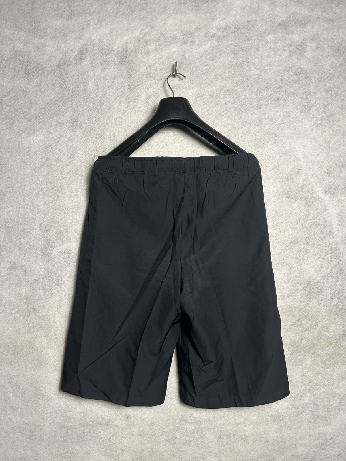 Nike Dri Fit Black - Medium