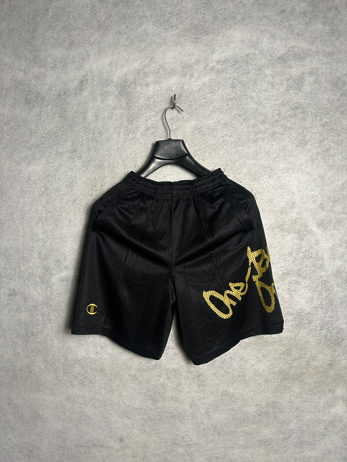 Champion Black - Small