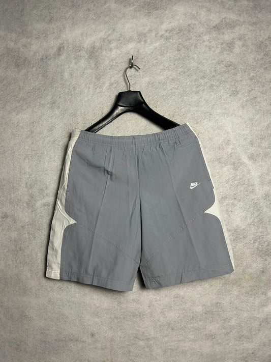 Nike Grey - Medium