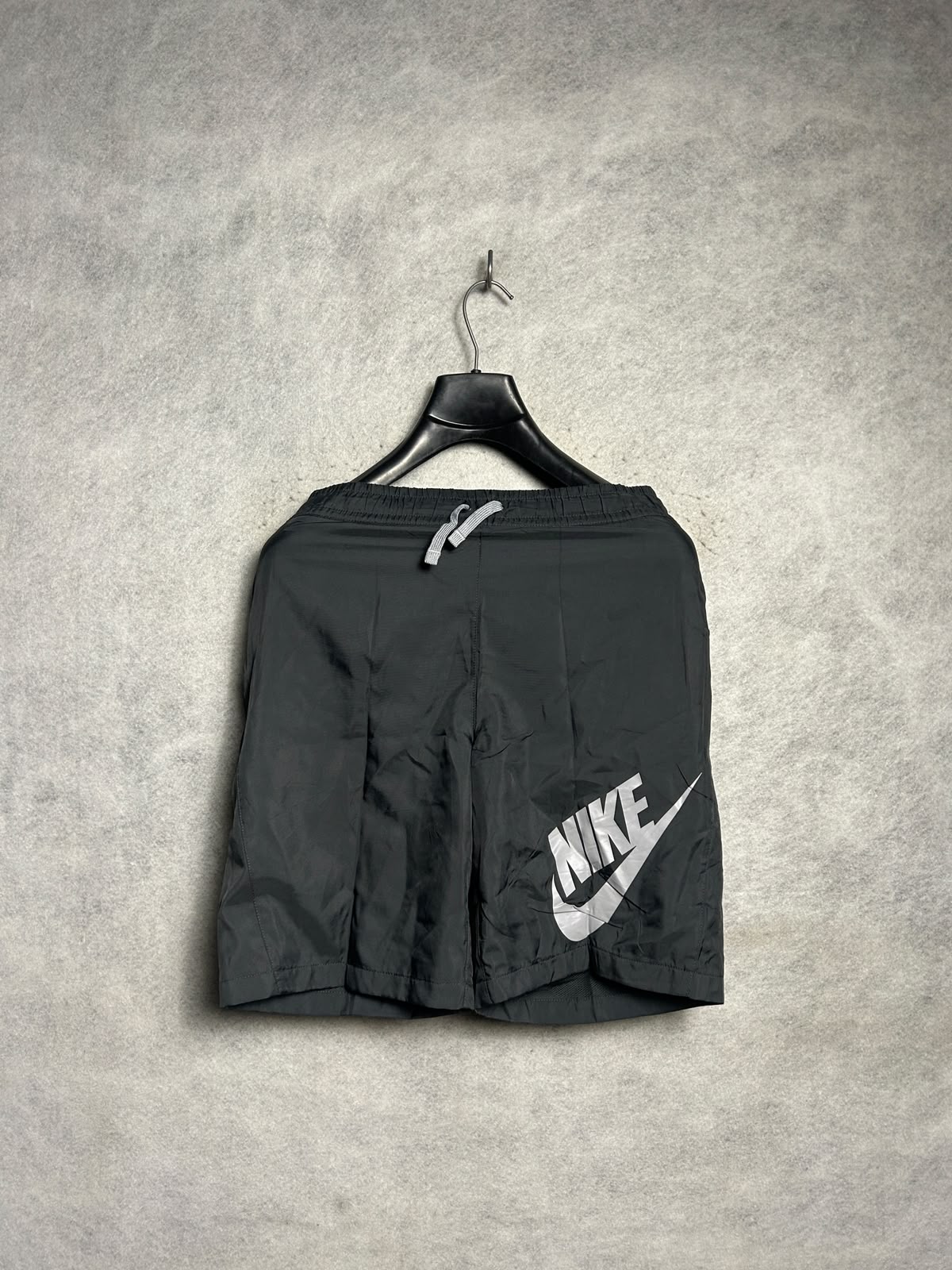 Nike Big Logo Black - Large