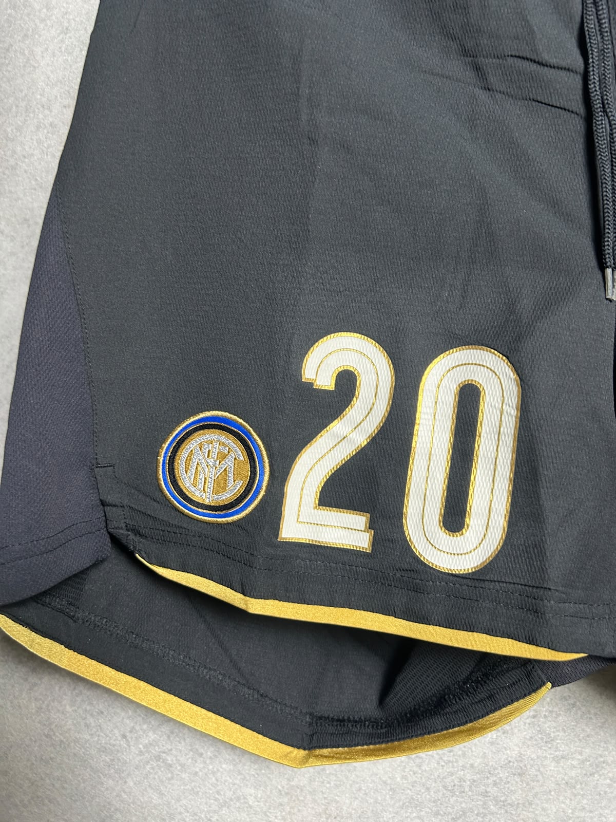 Nike 20 Black - Large