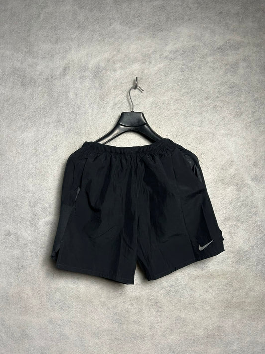 Nike Dri Fit Black - Medium