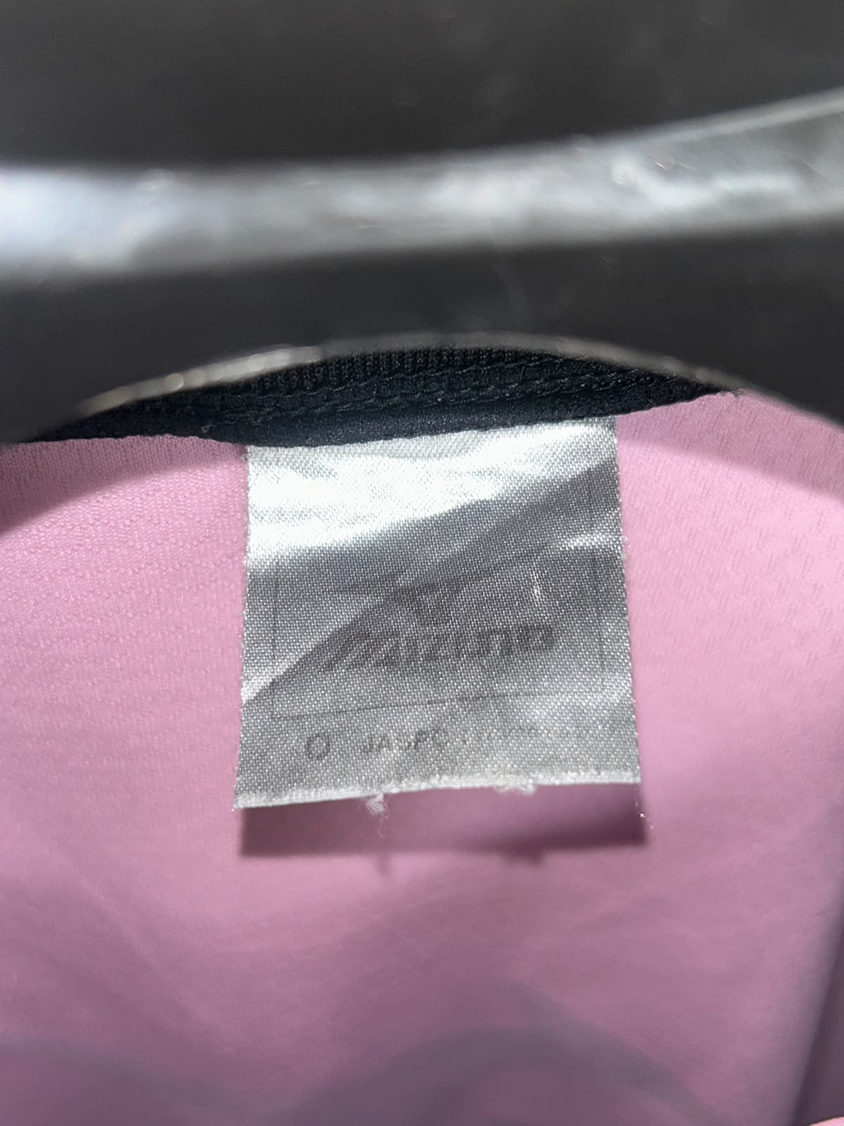 Mizuno Black And Pink V Neck - O